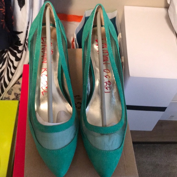 London Rebel Shoes - London Rebel pumps- Size 8